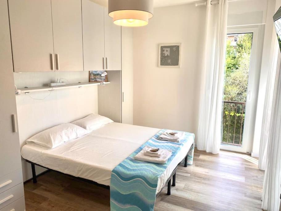 10Min From Center, 3 Bedroom Apartment With Balcony เตรนโต ภายนอก รูปภาพ